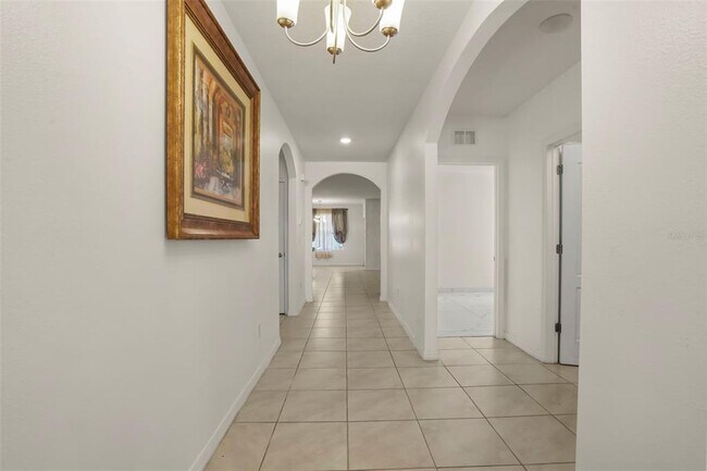Foto del edificio - 2443 White Lilly Dr