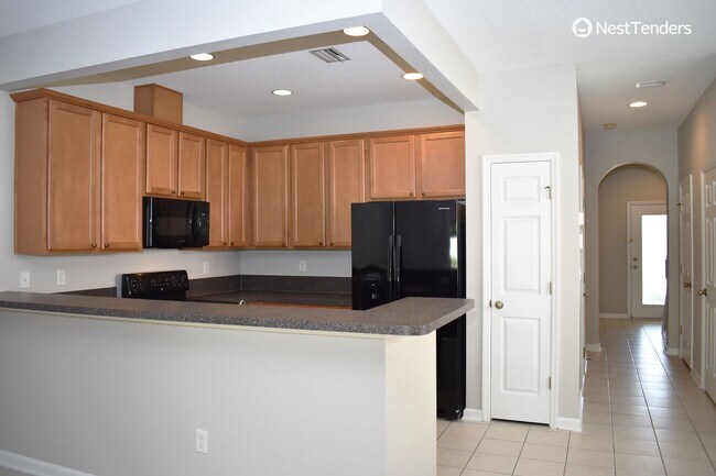 Foto del edificio - Three Bedroom in Cambridge at Oak Leaf Pla...