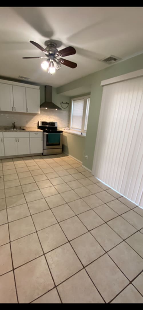 Foto del edificio - Well-Maintained 3-Bedroom House