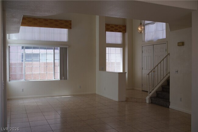 Building Photo - 2312 Reddon Cir