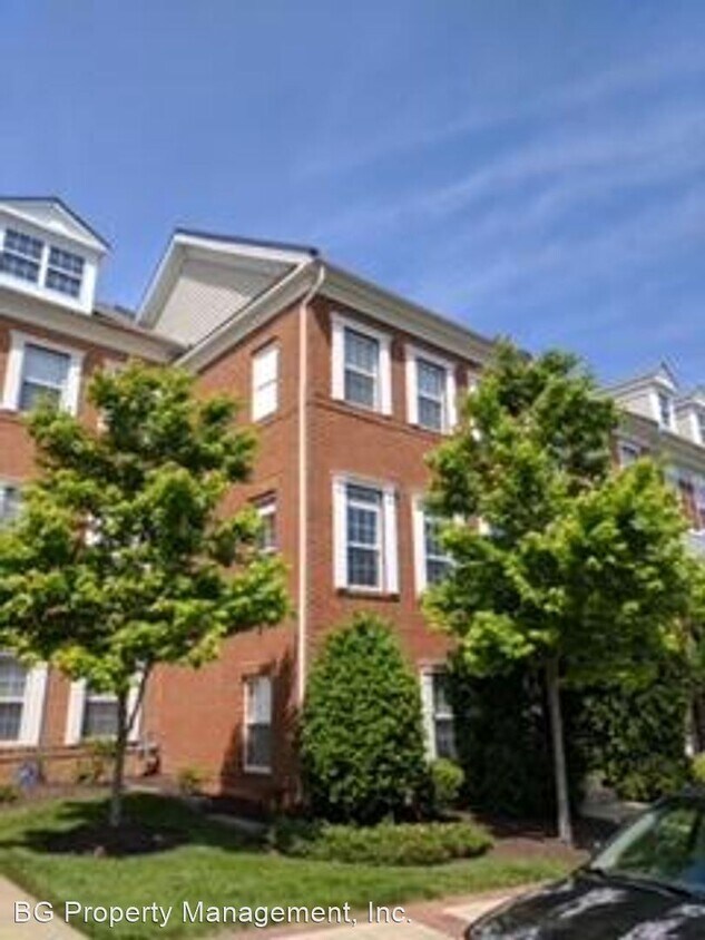 4209 MIlledge Blvd, Camp Springs, MD 20746 House Rental in Camp