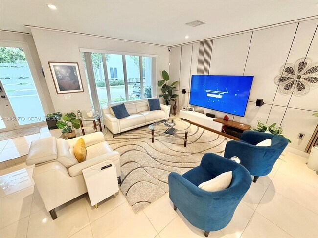 Foto del edificio - 6415 NW 105th Ct