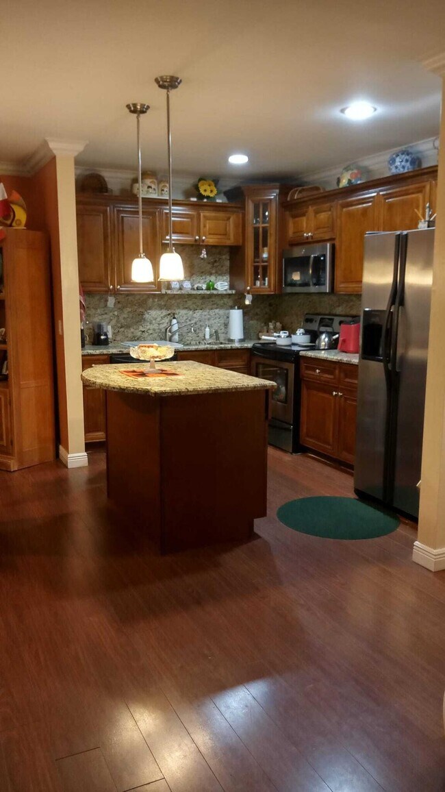 Building Photo - 36 Dorset A