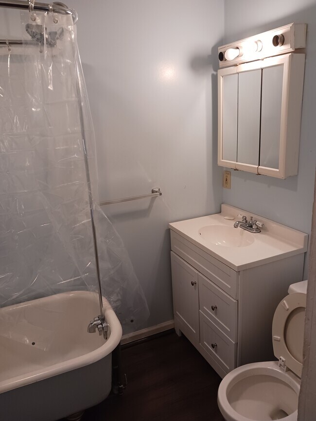 Bathroom - 505 W Front St