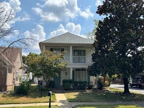 Building Photo - 1054 Island Dr