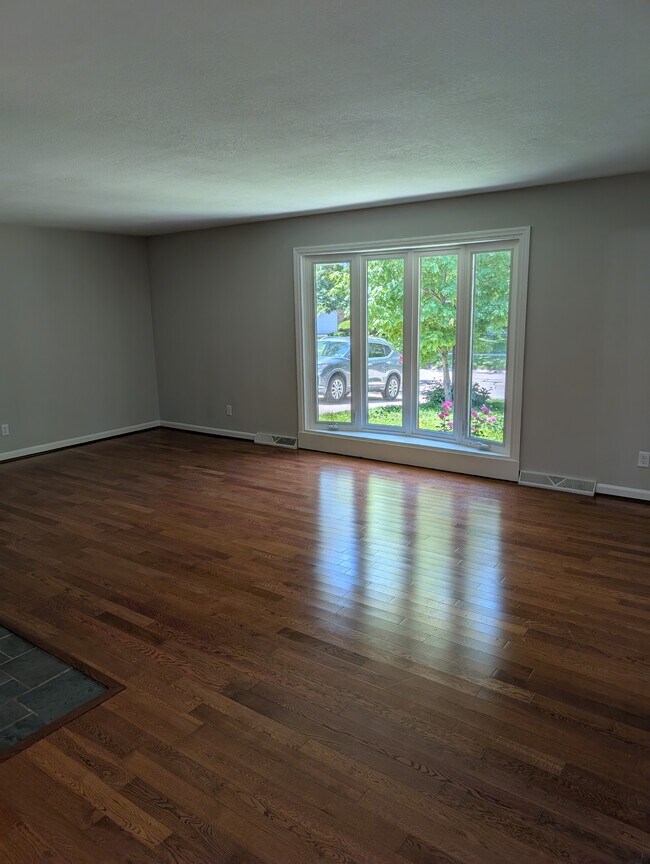 Foto del edificio - 1716 Georgetown Dr