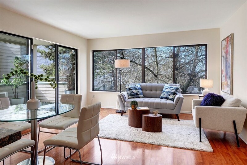 Foto principal - 211 Summit Ave E