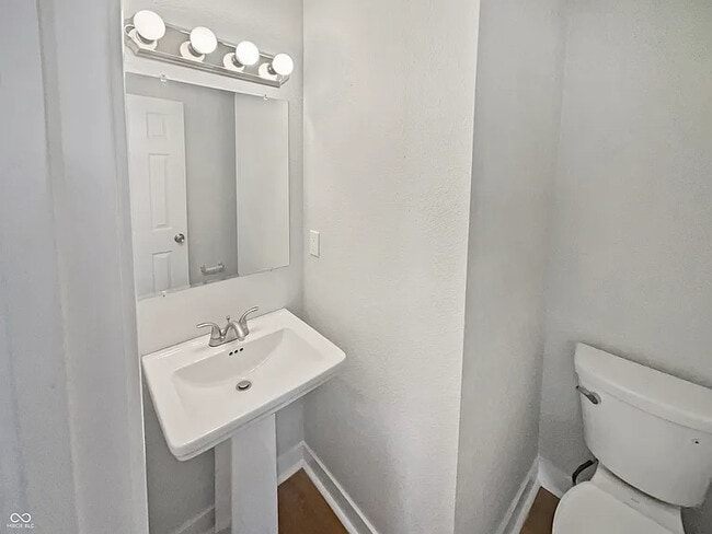 Building Photo - 4905 Flame Way