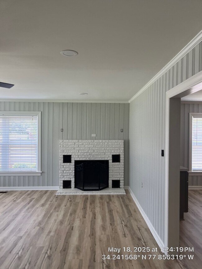 Foto del edificio - Updated 2 Bedroom, 1 Bath Home Locate Close to Wrightsville Beach