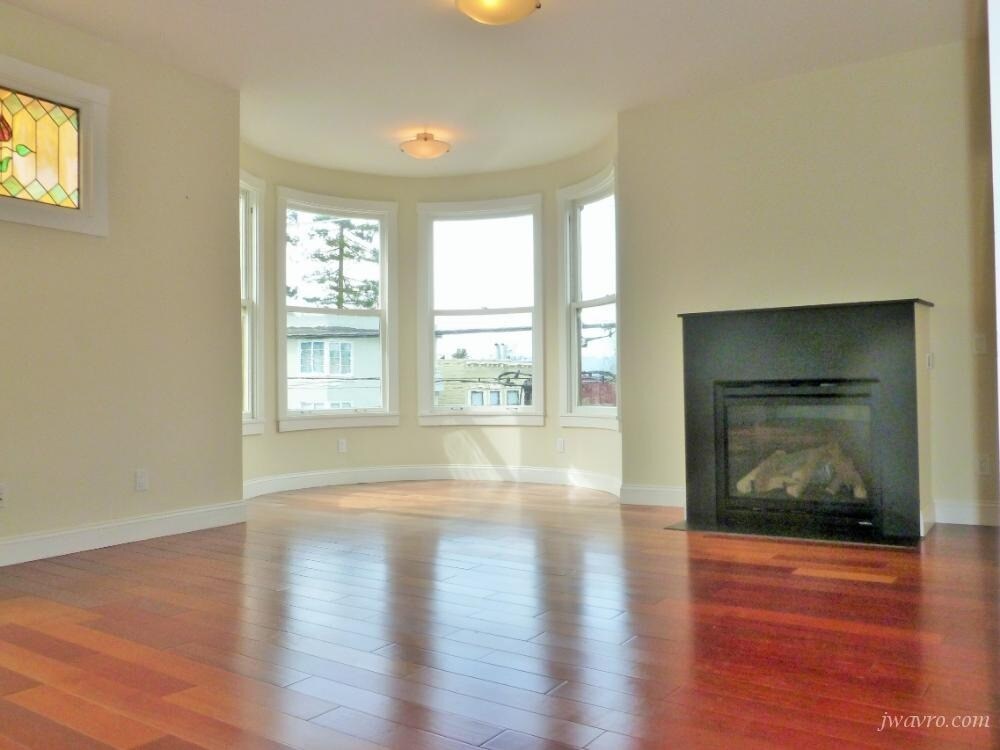 Primary Photo - 1402 Cole St