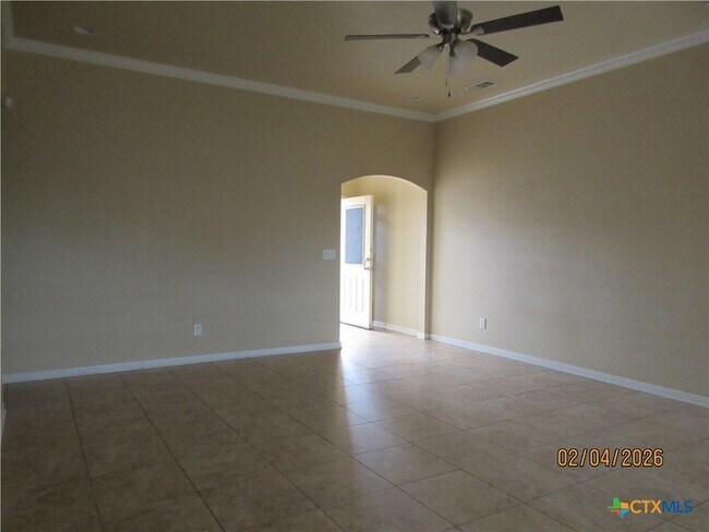 Foto del edificio - 6812 Alvin Dr