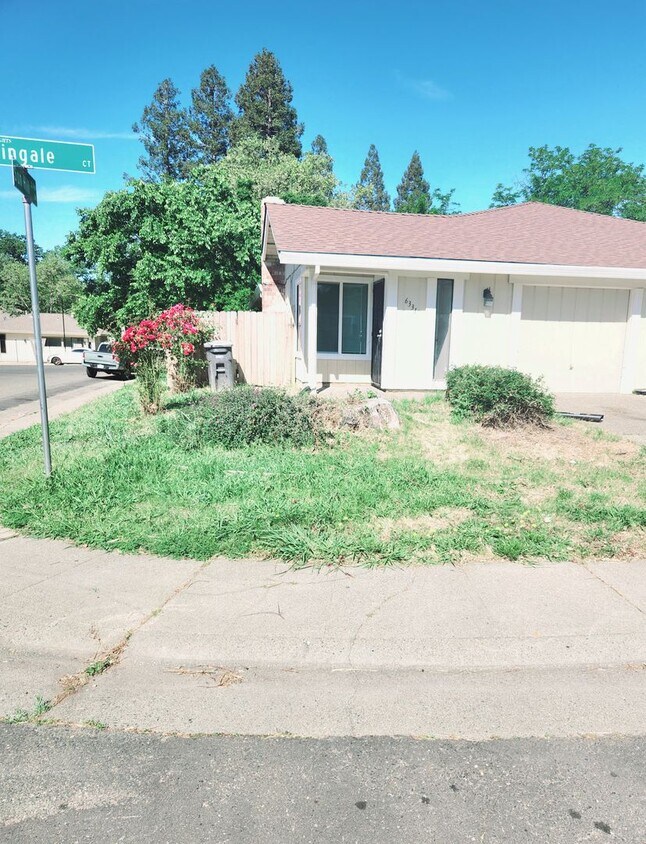 Primary Photo - 6335-6335 Nightingale Ct