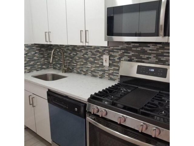 Building Photo - 82-46 Lefferts Blvd