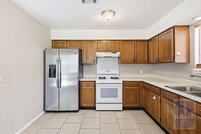 Foto del edificio - 9002 Marsh Dr