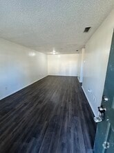 Building Photo - 8565 Channelview Cir