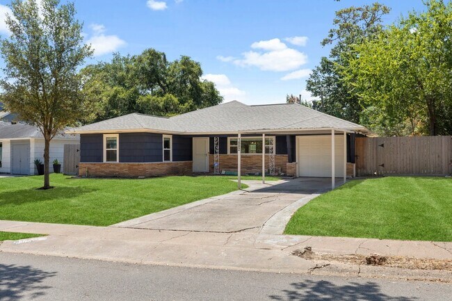 Foto del edificio - 1802 Turnpike Rd