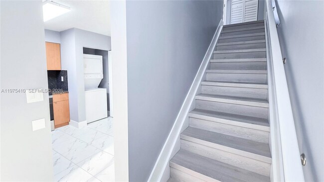 Foto del edificio - 6045 NW 186th St