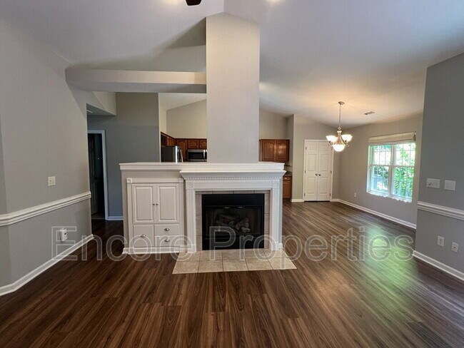 Building Photo - 108 Braxberry Way