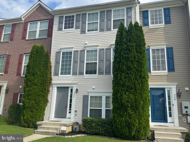 Building Photo - 736 Wineberry Way