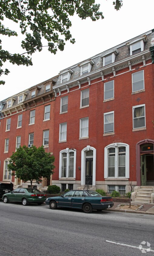 Building Photo - 32 E Preston St