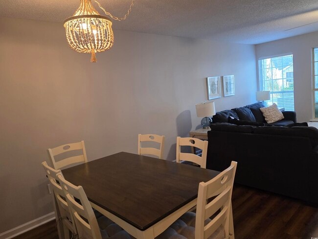 Foto del edificio - 1 Club Cir