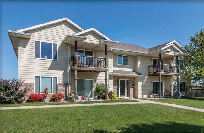 Building Photo - Joslyn Heights Apartments