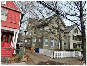 Building Photo - 260 Orchard St