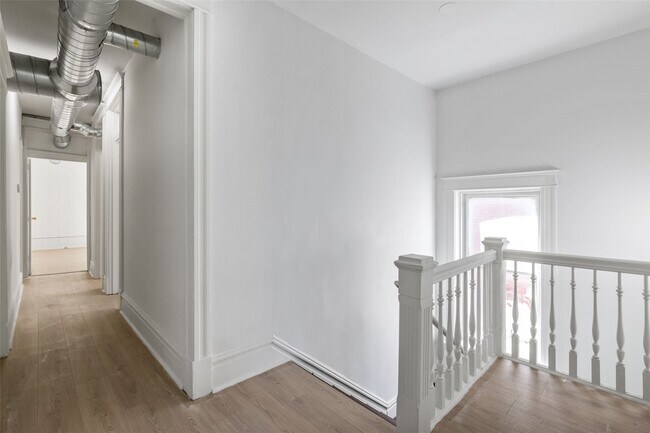 Foto del edificio - 4818 Greer Ave