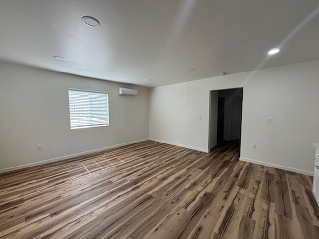 Building Photo - Brand New 2 bedroom 2 Bathroom
