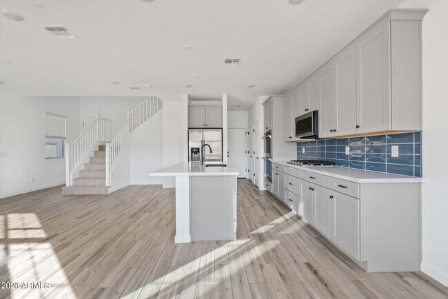 Building Photo - 9415 E Supernova Dr