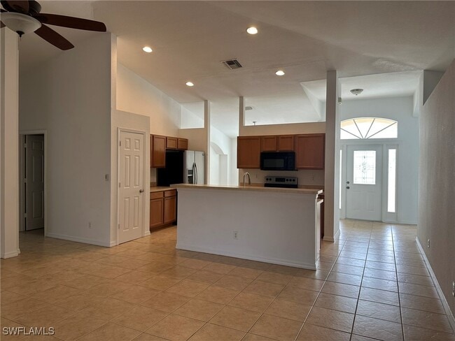 Building Photo - 1334 NW 15th Pl
