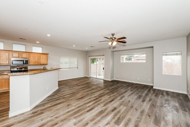 Foto del edificio - 1408 Logan Valley Ln