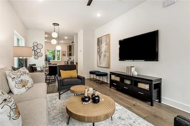 Foto del edificio - 1436 Walker Pl SE