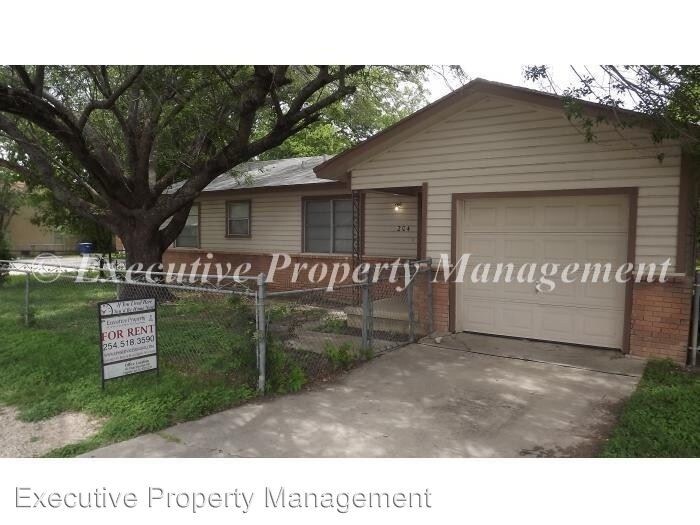 3 br, 1.5 bath House 204 Veterans Avenue House Rental in Copperas