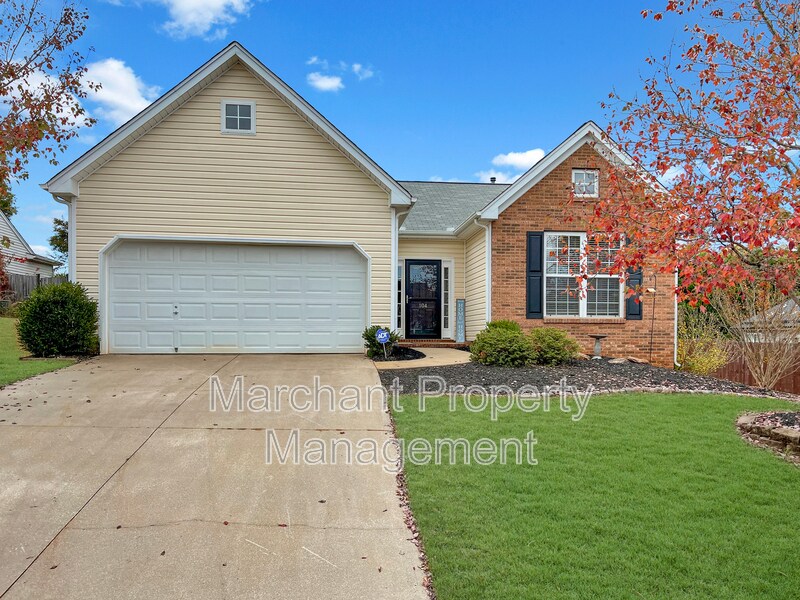 Foto principal - 104 Coxton Mill Ct