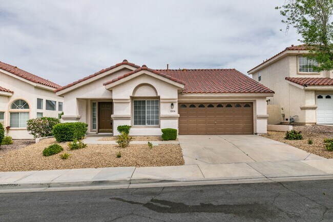 Foto del edificio - GREEN VALLEY RANCH NEWLY RENOVATED 3 BD SINGLE STORY HOME
