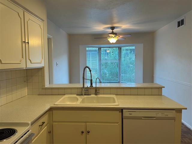 Foto del edificio - 6357 Diamond Head Cir