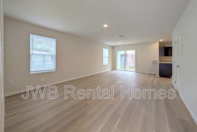 Foto del edificio - 1466 Mason Ave