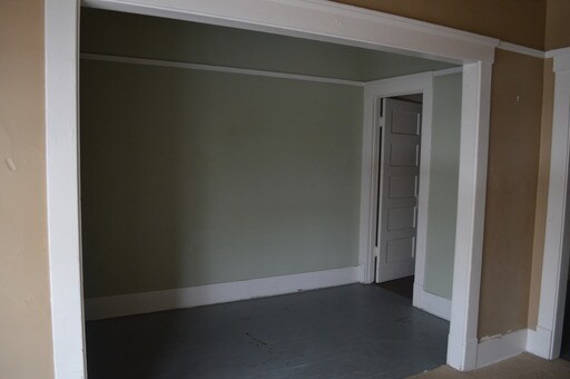 Building Photo - 303 3rd Ave