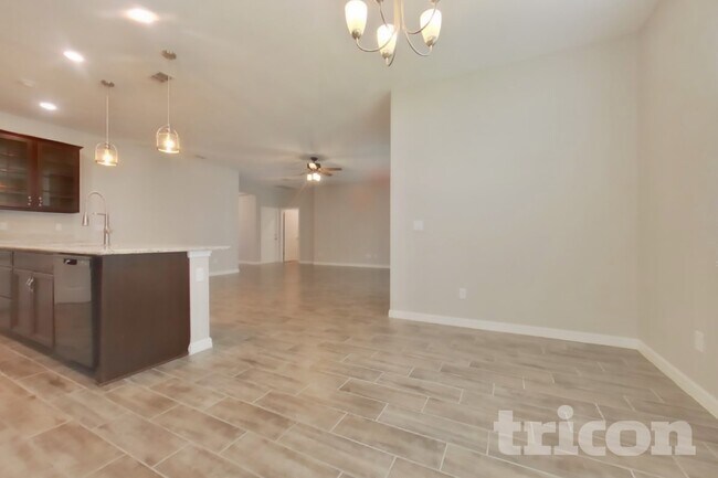 Foto del edificio - 37028 Scenic Pine Dr