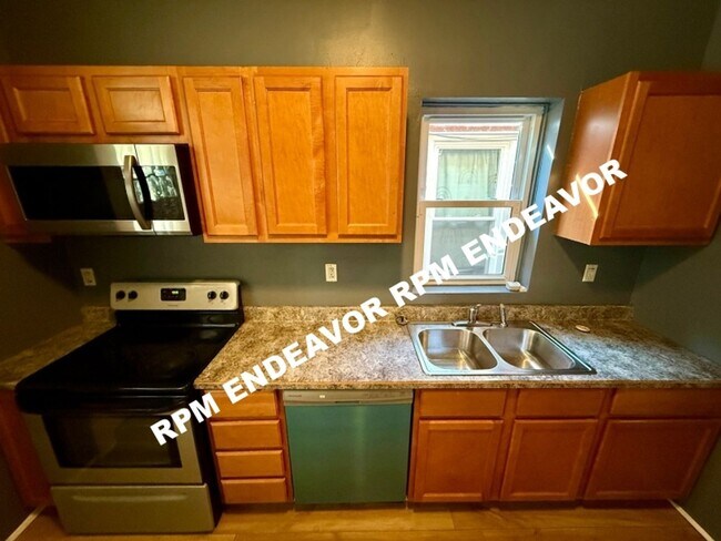 Foto del edificio - Move-In Ready 2-Bedroom Home with Fenced Yard in Quiet Neighborhood