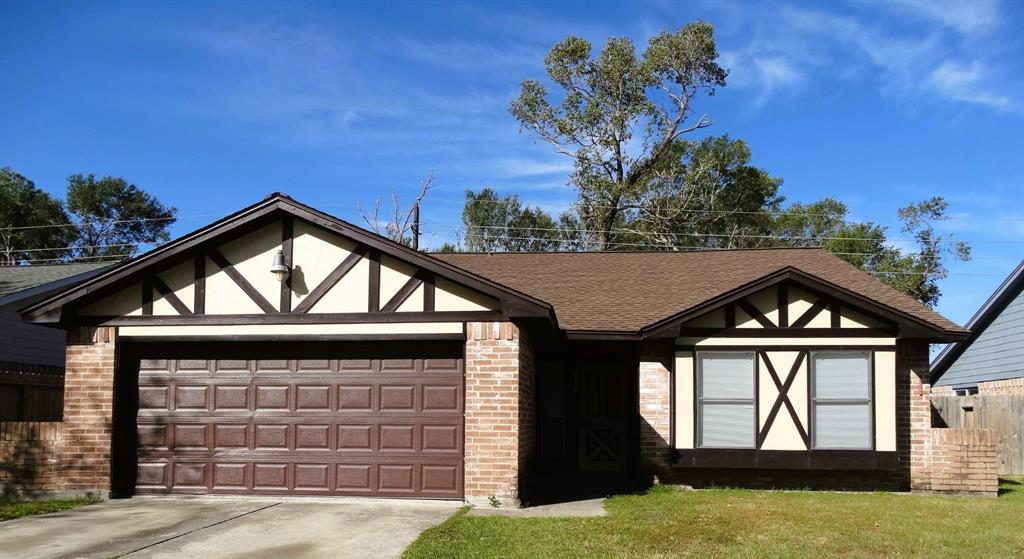 Primary Photo - 20203 Fox Glen Ln