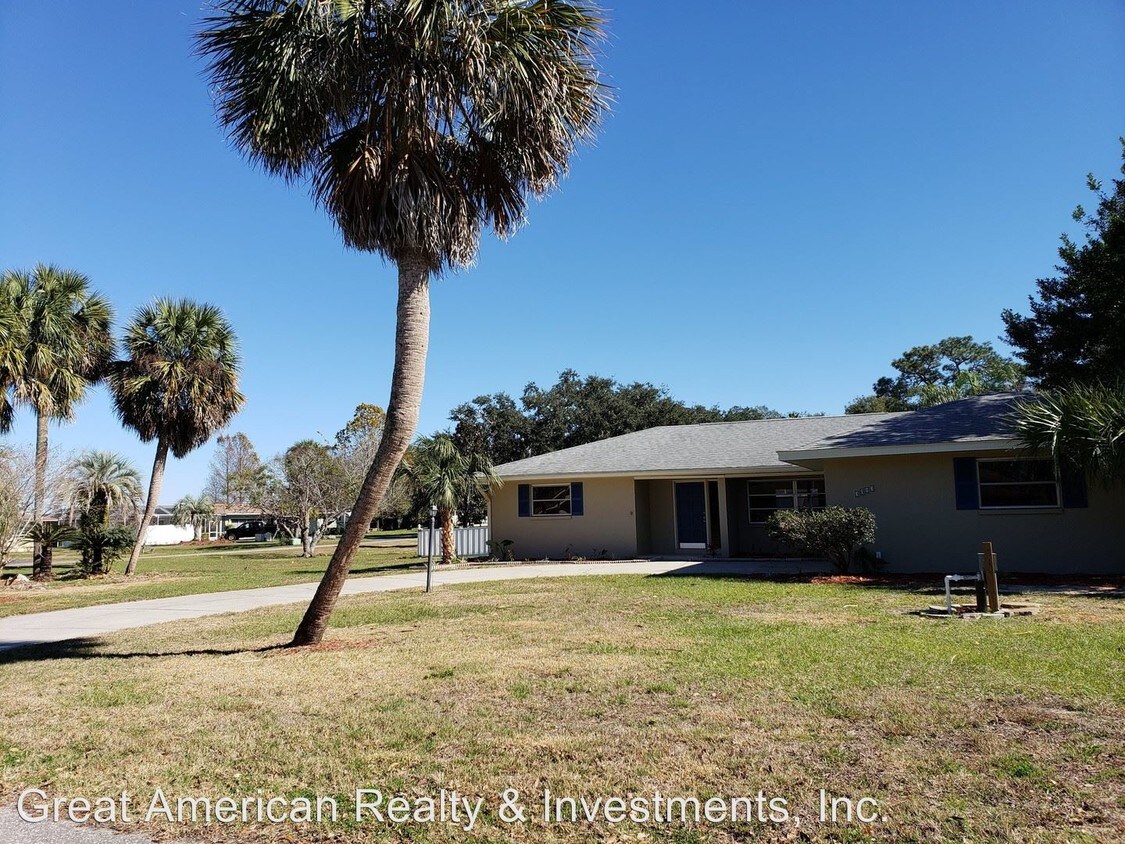 Primary Photo - 3 br, 2 bath House - 3013 S Country Club Dr