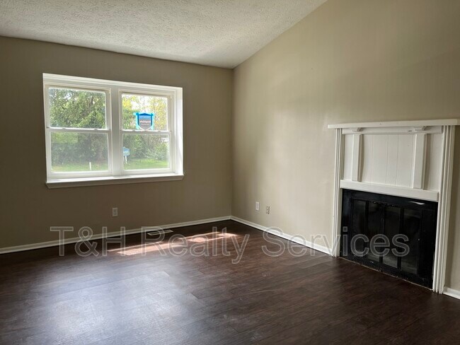 Foto del edificio - 10638 Lostpine Ln