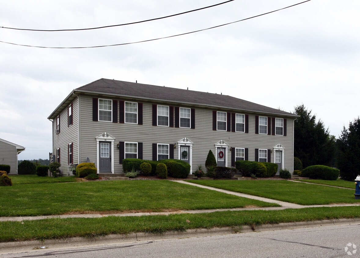 379 Lakewood Rd, Mansfield, OH 44904 Apartments in Mansfield, OH