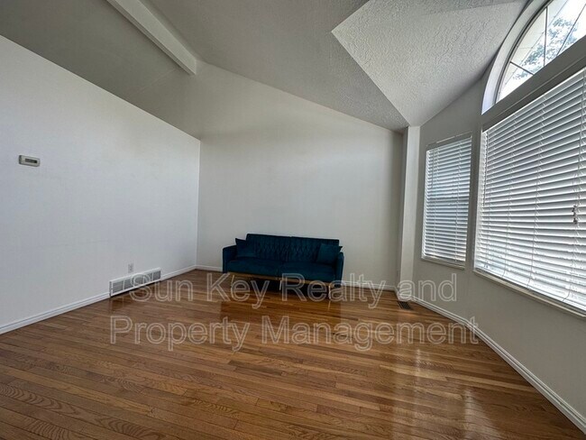Building Photo - 4829 S 2980 W