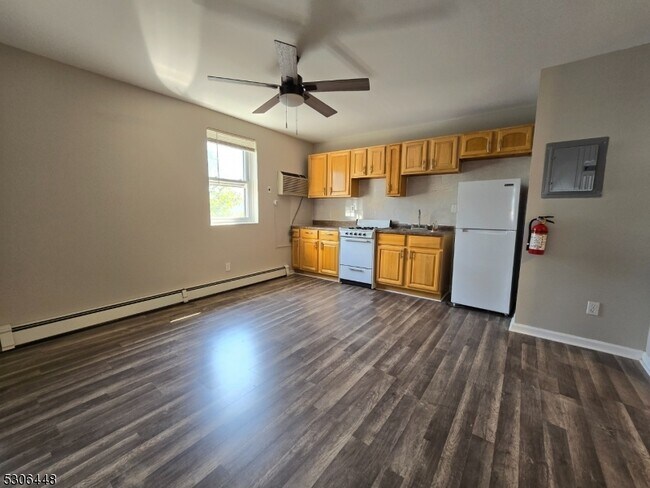Foto del edificio - 158 N 8th St