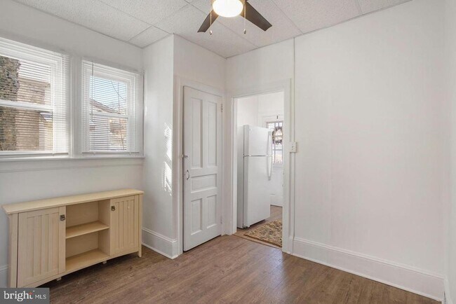 Foto del edificio - 1578 Old York Rd