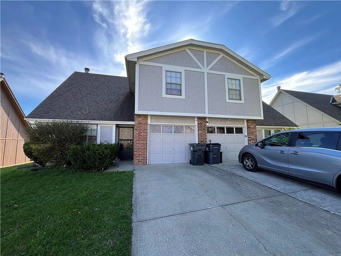 Foto principal - 708-710 SW 37th St Duplex