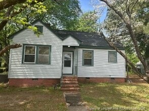 Building Photo - 282 N Windsor Dr